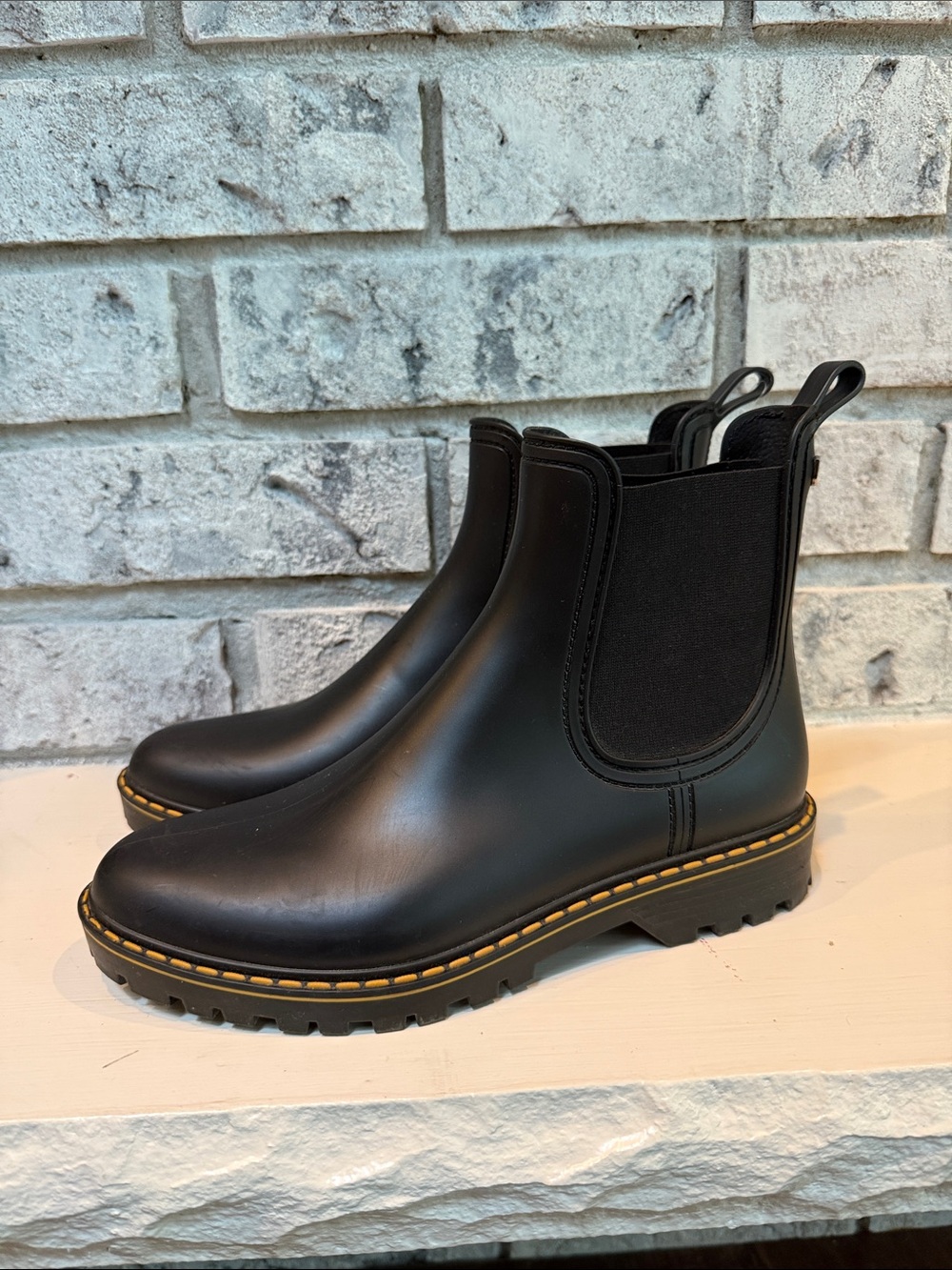 IGOR Made In Spain Black Chelsea Ankle Slip On Rain Boots Women’s 40/US 9